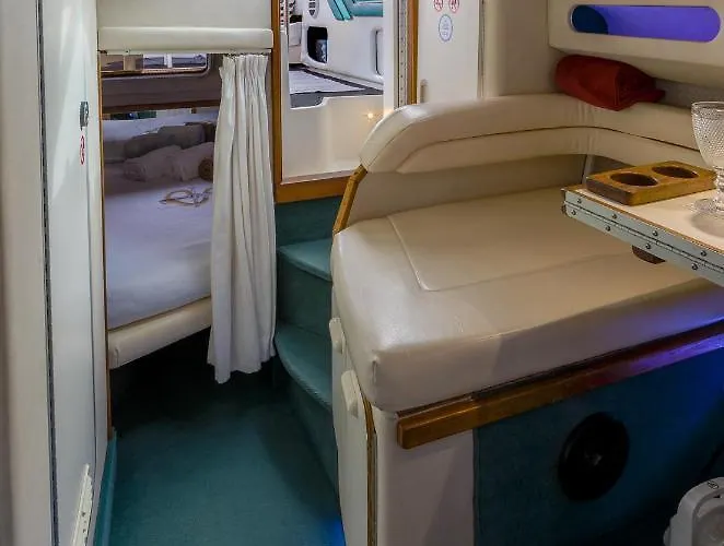 بوتيل Sleepboat Barco *