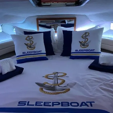 Sleepboat Barco Douro Ботель *