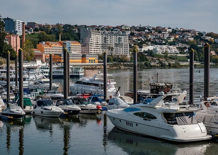 Sleepboat Barco Botel Porto