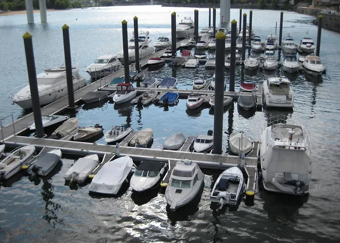Botel Sleepboat Barco