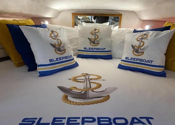 Sleepboat Barco بوتيل *