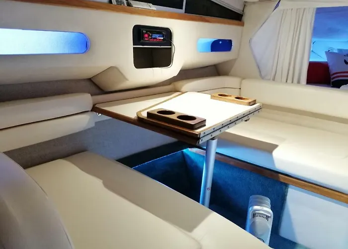 Sleepboat Barco * بورتو